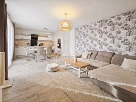 appartement à vendre jouy le moutier 3 pièce(s) 65m2 234 900€