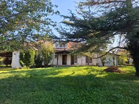 vente maison 6 pièces - 197 m² - deyme