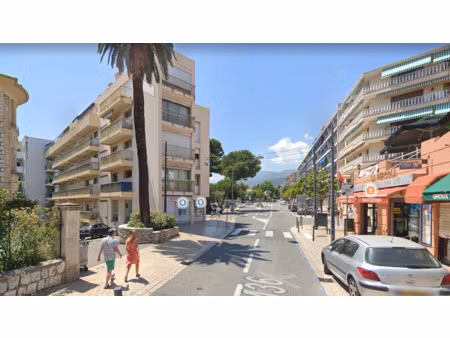 location parking vence 06140
