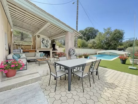 maison 6 pièces - 160 m²