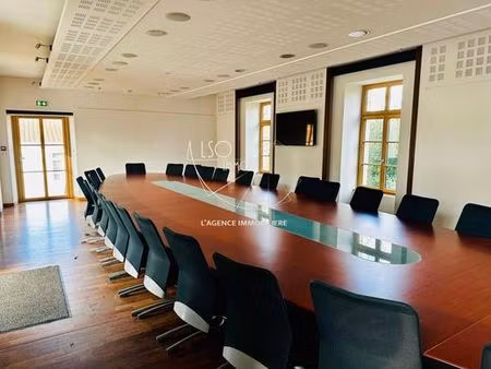 bureau prestigieux de 530 m2 en vente - rocheservière  france