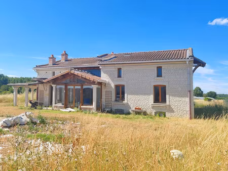 maison à vendre à berthegon (86420) - vienne