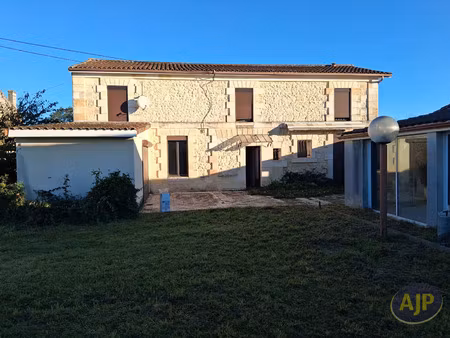 vente maison 5 pièces 227 m² pauillac (33250)