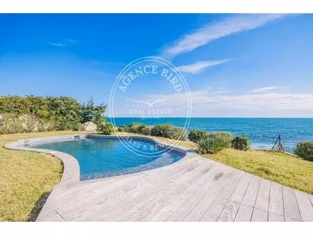 villa de 4 chambres de luxe en location les issambres  france