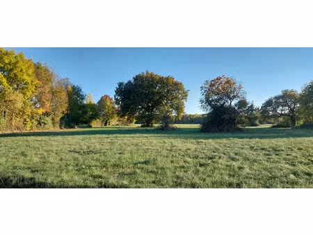 terrain saint medard de guizieres 743 m2