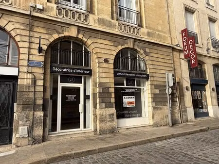 location commerce 81 m² à reims (51100)
