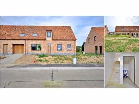 immeuble de rapport à vendre à rue d'orroir 26 amougies (rbu55687)