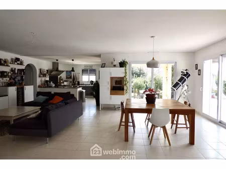 vente maison 6 pièces 206 m² à lucciana (20290)  699 000 €