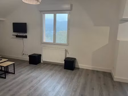 location appartement 4 pièces 90 m² à vétraz-monthoux (74100)