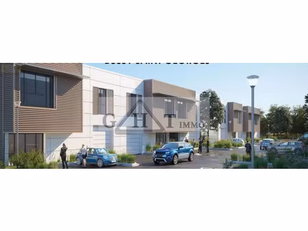 location local industriel 221 m² à bussy-saint-georges (77600)