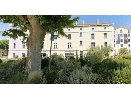 local d'activités à vendre