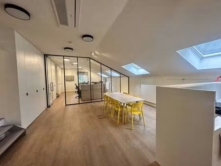 bien professionnel à louer à wijnegem € 3.768 (lg68s) - dg real estate | zimmo