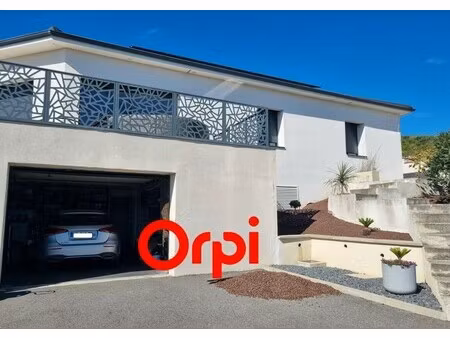 villa de luxe à vendre à savas-mépin