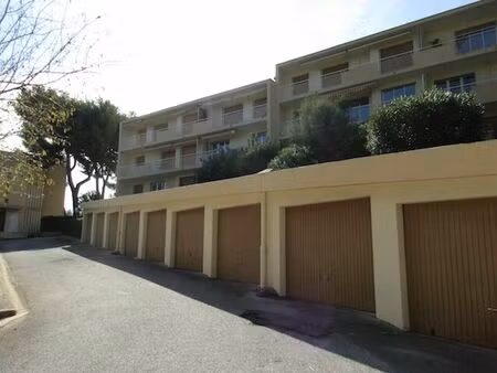 location garage 15 m² à sanary-sur-mer (83110)