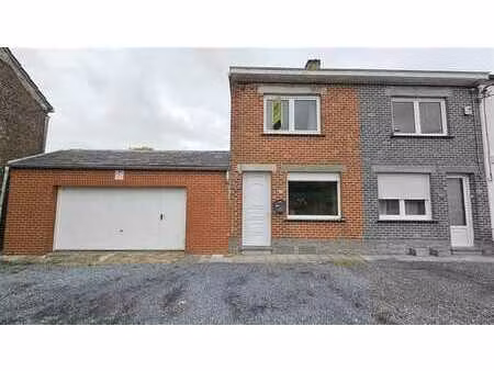 maison à rénover + grand garage et jardin