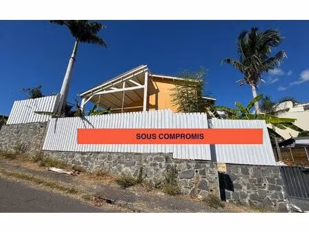 immeuble koungou m² t-8 à vendre  740 000 €