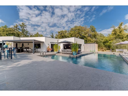 superbe villa californienne avec piscine à la gaude