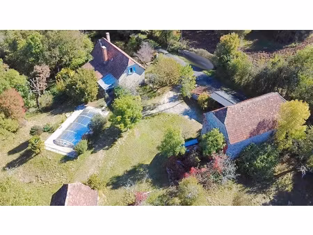 propriété avec piscine