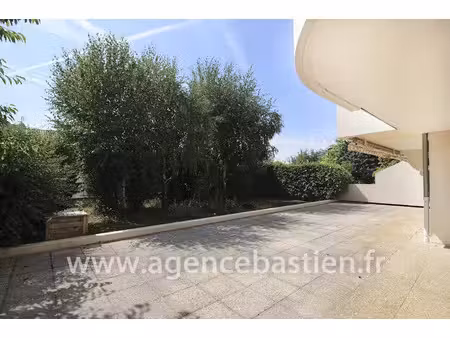 vente appartement 4 pièces 105 m² à divonne-les-bains (01220)  590 000 €
