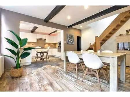 « aux jardins suspendus de thuin : superbe 4 façades rénovée