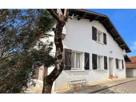 maison cambo-les-bains 127 m² t-6 à vendre  347 000 €