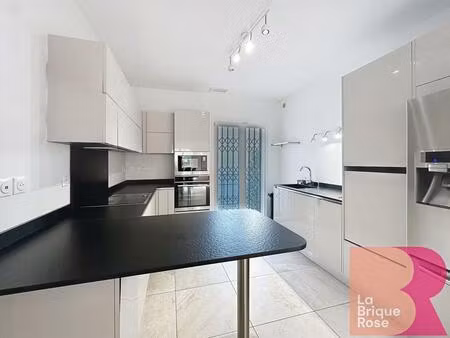 maison meublée d'exception cote pavée 200 m2