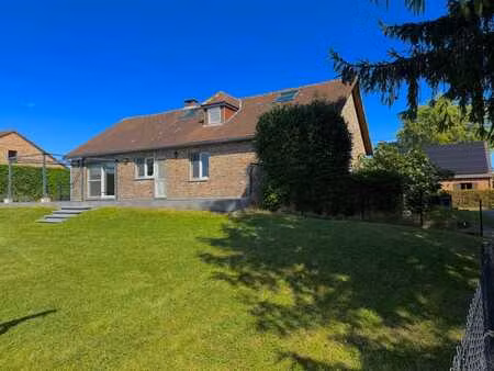 foapde 399.500€/plain-pied/ peb d/électricité ok/100% cavé/