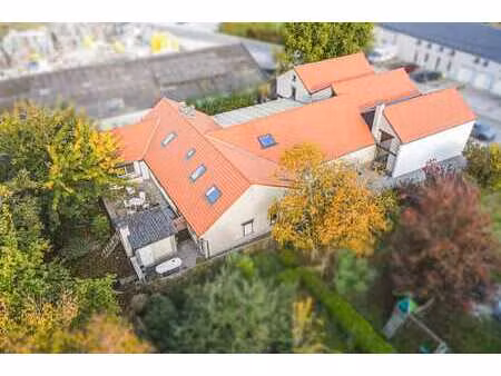 villa  maison  entrepôts  surface commerciale et stockage