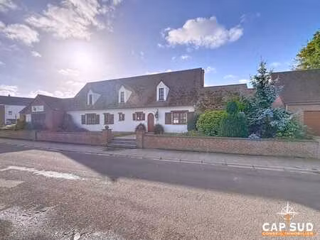 immeuble mixte avec polyclinique et 1 appart de 3 chambres