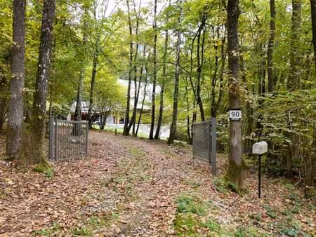 refuge cocooning sur ±1ha