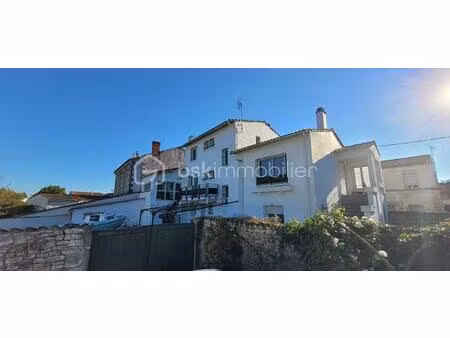 maison de 254 m² à etaules