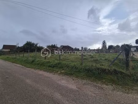 terrain de 2 092 m² à champlost