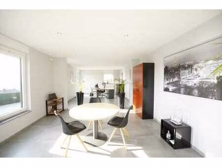 région hutoise : immeubles de rapport  état exceptionnel