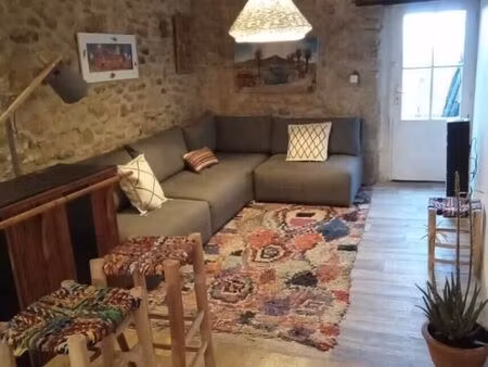 maison de village 3 pièces 70 m²