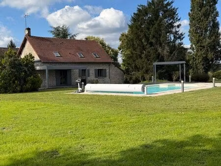 loue belle propriété