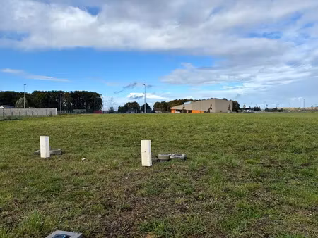 vente terrain 637 m² à neuillé-pont-pierre (37360)  81 440 €