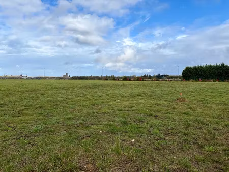 vente terrain 657 m² à neuillé-pont-pierre (37360)  83 840 €