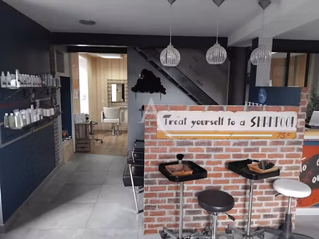 vente locaux professionnels à chemillé-en-anjou (49120)  74 000 €