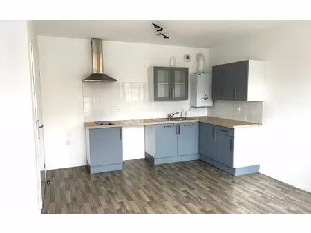 location appartement  m² t-2 à villenoy  805 €