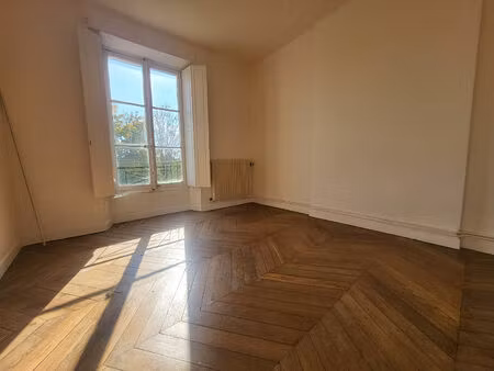 vente appartement 5 pièces  129.00m²  mousseaux