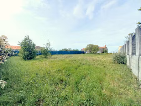 terrain de près de 600m² - second rideau - hors lotissement - le loroux bottereau