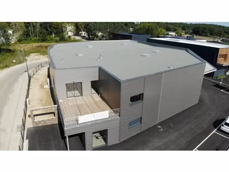 ensemble immobilier 1220 m² pompignac