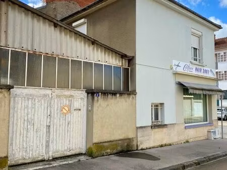 maison 2 pièces 98 m²