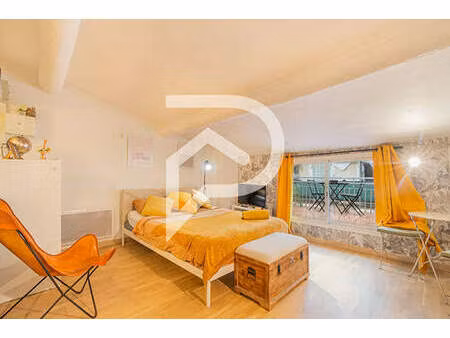 à vendre - charmant studio - marseille 13002 le panier