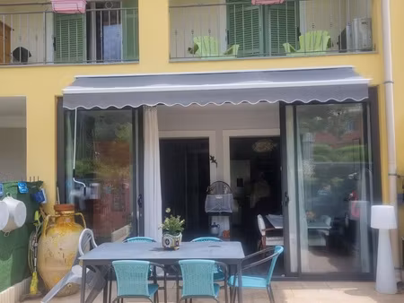 appartement de 3 pièces avec terrasses et jardin