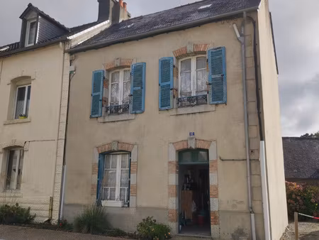 maison avec jardin en centre-bourg brasparts (29190)