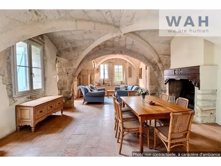 maison de village avec extérieur au coeur saint-brès