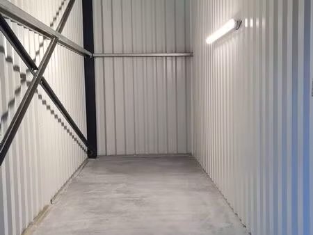 box & conteneurs à louer – de 5 à 40 m² – dès 90 /mois ttc