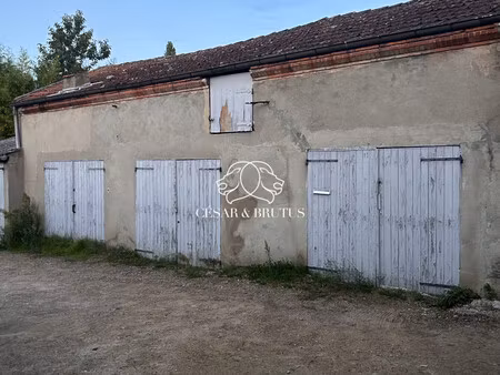 lot de 3 garages (+7 en sus) loué roanne 42300