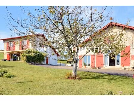 à vendre bidache - ferme avec piscine vue campagne